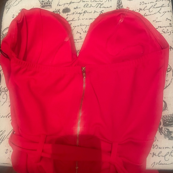 Brand new red jumpsuit ! - Picture 7 of 8